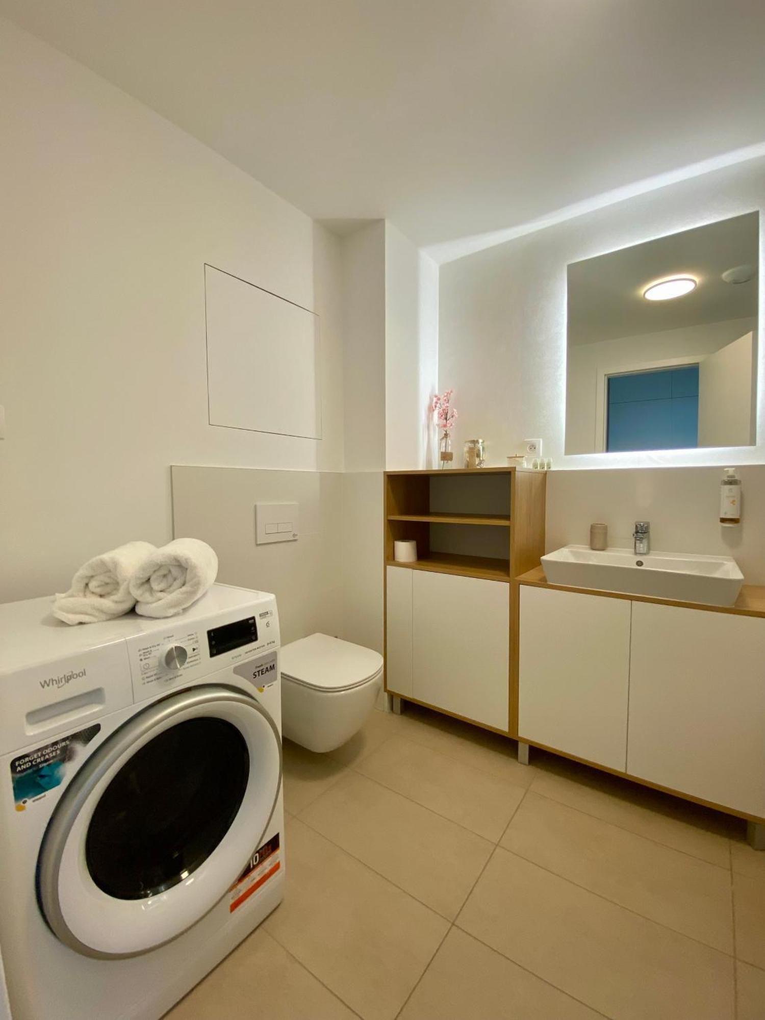 Danubius Apartments Братислава Екстериор снимка