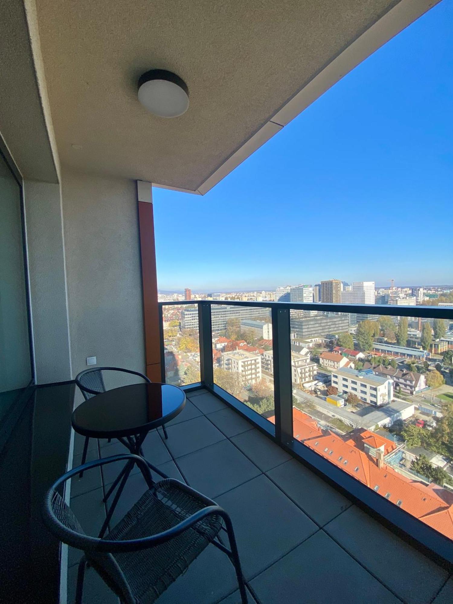 Danubius Apartments Братислава Екстериор снимка